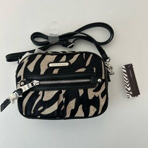 NWT Dana Buchman women’s purse Kyle Crossbody link detail long strap zebra print